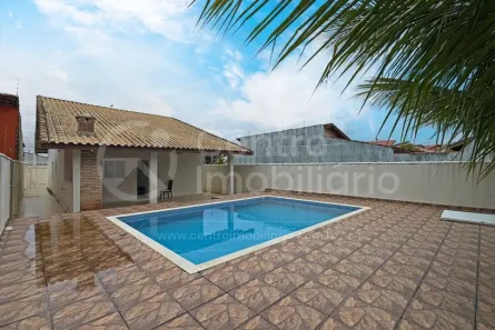 Casa com 3 Quartos à venda, 115m² no Estância Balneária Maria Helena Novaes, Peruíbe