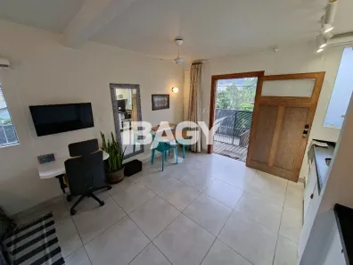 Apartamento com 1 Quarto para alugar, 22m² no Campeche, Florianópolis