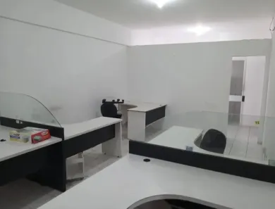 Sala Comercial à venda, 150m² no Calhau, São Luís
