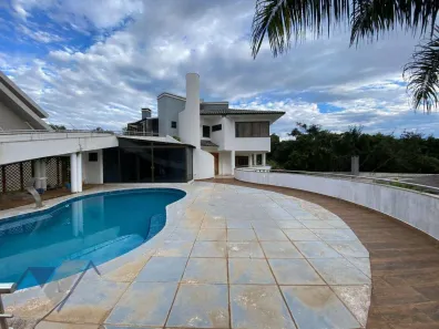 Casa de Condomínio com 4 Quartos para alugar, 537m² no Pacaembu, Cascavel