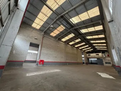 Galpão/Depósito/Armazém para alugar, 2280m² no Centro, Pinhais