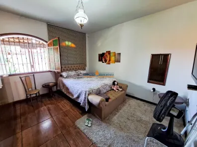 Casa com 4 Quartos à venda, 188m² no Santa Mônica, Belo Horizonte