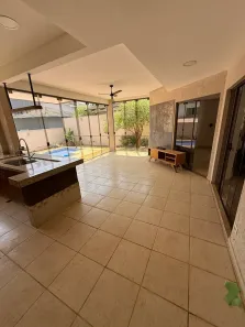 Casa de Condomínio com 4 Quartos à venda, 285m² no Jardins Madri, Goiânia