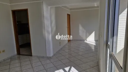 Apartamento com 3 Quartos à venda, 102m² no Santa Mônica, Uberlândia