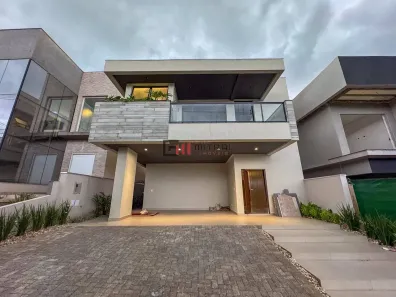 Sobrado com 4 Quartos à venda, 253m² no Gleba Simon Frazer, Londrina