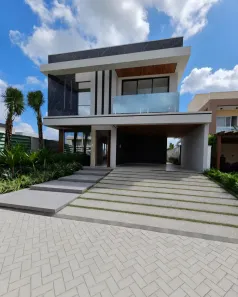 Casa de Condomínio com 4 Quartos à venda, 232m² no Cidade Alpha, Eusébio