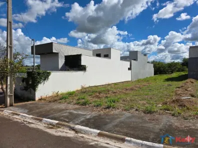 Lote/Terreno à venda, 171m² no Álvares Machado, Álvares Machado