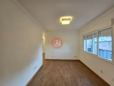 Apartamento com 2 Quartos para alugar, 84m² no Farroupilha, Porto Alegre