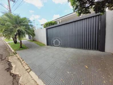 Casa com 4 Quartos à venda, 471m² no Vila Planalto, Campo Grande