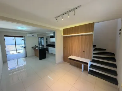 Sobrado com 2 Quartos à venda, 65m² no Jardim Interlagos, Hortolândia