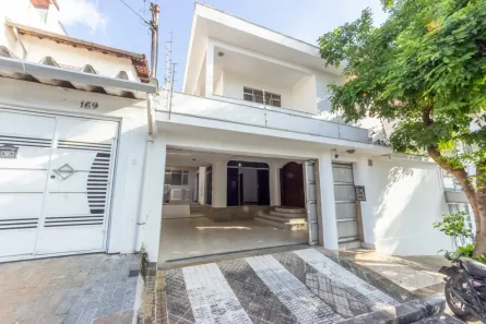 Casa com 4 Quartos à venda, 218m² no Saúde, São Paulo