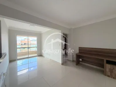 Apartamento com 2 Quartos para alugar, 74m² no Santa Mônica, Uberlândia