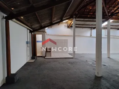 Prédio Comercial com 1 Quarto à venda, 242m² no Vila Brunhari, Bauru