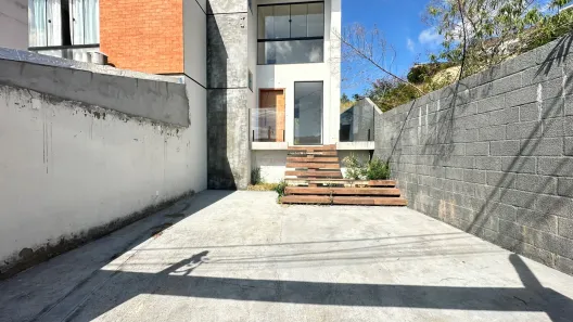 Casa com 3 Quartos à venda, 160m² no Cerâmica, Juiz de Fora