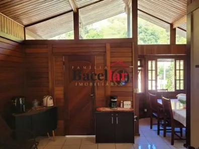 Casa com 5 Quartos à venda, 250m² no Senador Camará, Rio de Janeiro