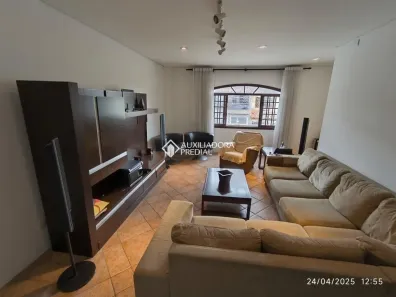 Sobrado com 6 Quartos para alugar, 265m² no Parque Terra Nova II, São Bernardo do Campo