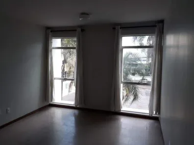 Sala Comercial à venda, 26m² no Asa Norte, Brasília