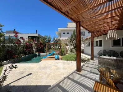 Casa de Condomínio com 4 Quartos à venda, 450m² no Rio Tavares, Florianópolis