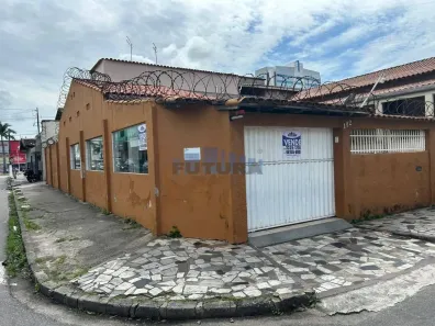 Casa com 3 Quartos à venda, 200m² no Parque Residencial Laranjeiras, Serra