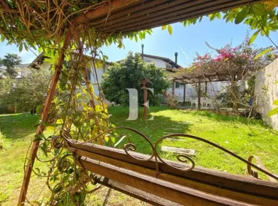 Casa de Condomínio com 3 Quartos à venda, 330m² no Córrego Grande, Florianópolis