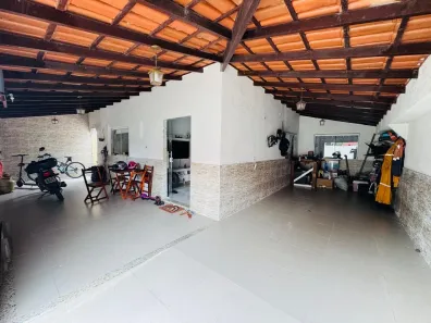 Casa com 4 Quartos à venda, 242m² no Serra Dourada II, Serra