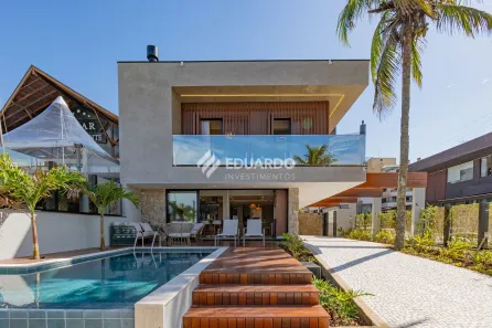 Casa com 4 Quartos à venda, 180m² no Bombas, Bombinhas