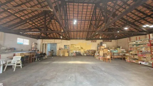 Galpão/Depósito/Armazém à venda, 368m² no Zona Central, Rio Claro