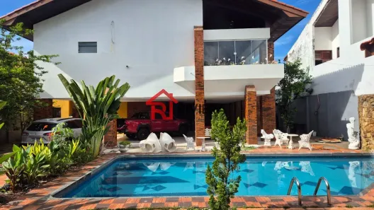 Casa com 5 Quartos à venda, 1300m² no Calhau, São Luís