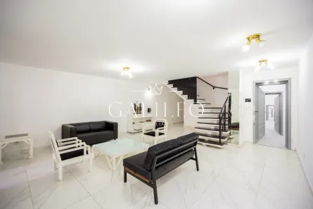 Sobrado com 4 Quartos à venda, 240m² no Sumaré, São Paulo