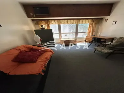Sala Comercial para alugar, 22m² no Cacuia, Rio de Janeiro