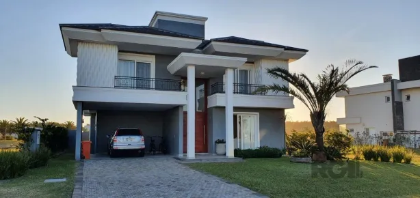 Casa com 4 Quartos à venda, 300m² no Capão Novo, Capão da Canoa