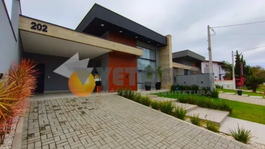 Casa de Condomínio com 4 Quartos à venda, 250m² no Mar Verde, Caraguatatuba