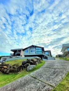 Casa de Condomínio com 3 Quartos à venda, 280m² no ,