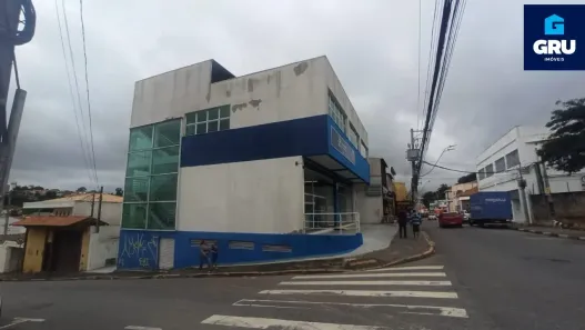 com 1 Quarto para alugar, 800m² no Centro, Poá