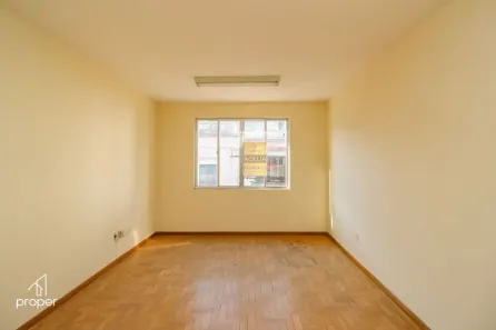 Sala Comercial para alugar, 31m² no Centro, Pelotas