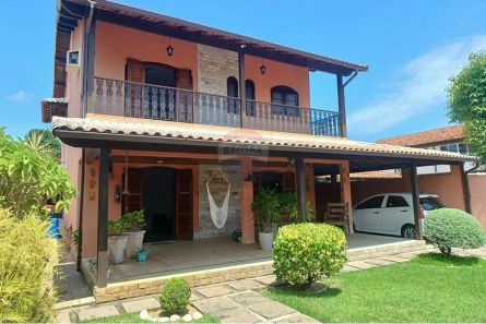 Casa de Condomínio com 5 Quartos à venda, 252m² no Ponta Grossa, Maricá