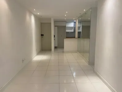 Apartamento com 3 Quartos para alugar, 80m² no Recreio dos Bandeirantes, Rio de Janeiro