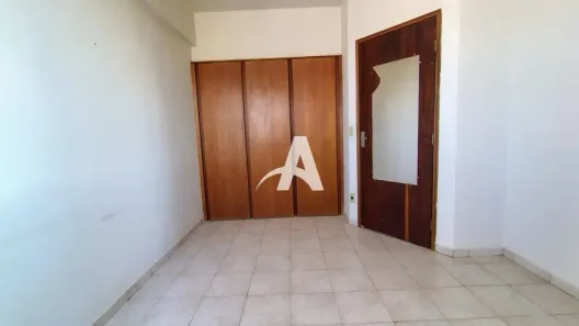 Apartamento com 2 Quartos para alugar, 45m² no Centro, Uberlândia