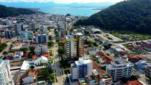 Apartamento com 3 Quartos à venda, 332m² no Centro, Guaratuba