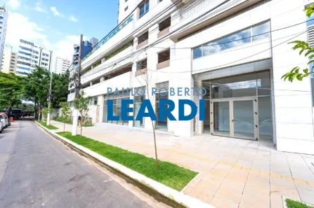 Ponto Comercial com 3 Quartos à venda, 200m² no Indianópolis, São Paulo