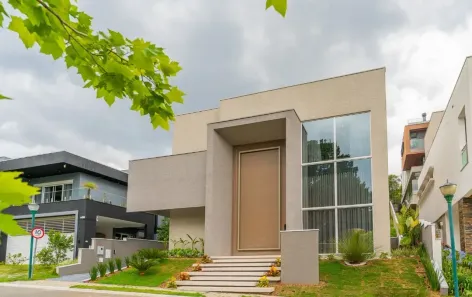 Casa de Condomínio com 4 Quartos à venda, 438m² no São João, Curitiba