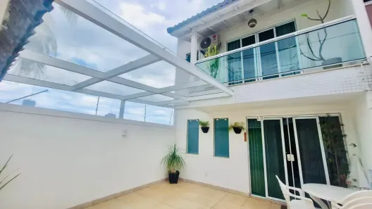 Casa com 3 Quartos à venda, 149m² no São Marcos, Macaé