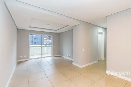 Apartamento com 2 Quartos para alugar, 77m² no Bigorrilho, Curitiba
