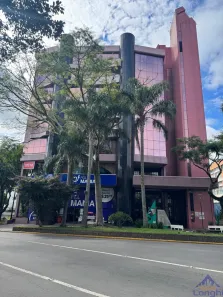 Imóvel Comercial com 5 Quartos para alugar, 399m² no São Pelegrino, Caxias do Sul