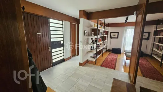 Casa com 3 Quartos à venda, 330m² no Rio Branco, Porto Alegre