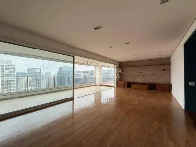 Apartamento com 4 Quartos para alugar, 223m² no Itaim Bibi, São Paulo