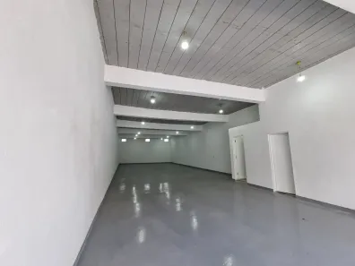 Galpão/Depósito/Armazém para alugar, 400m² no Vila Mangalot, São Paulo