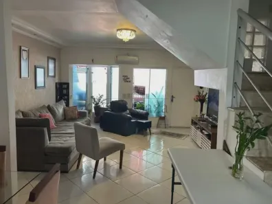 Sobrado com 3 Quartos à venda, 160m² no Jardim Califórnia, Jacareí