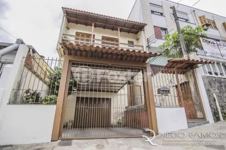 Casa com 2 Quartos à venda, 200m² no Partenon, Porto Alegre