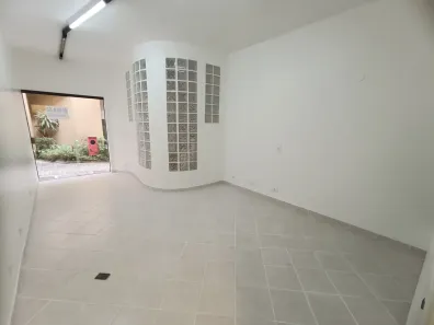 Ponto Comercial para alugar, 32m² no Condomínio Centro Comercial Alphaville, Barueri